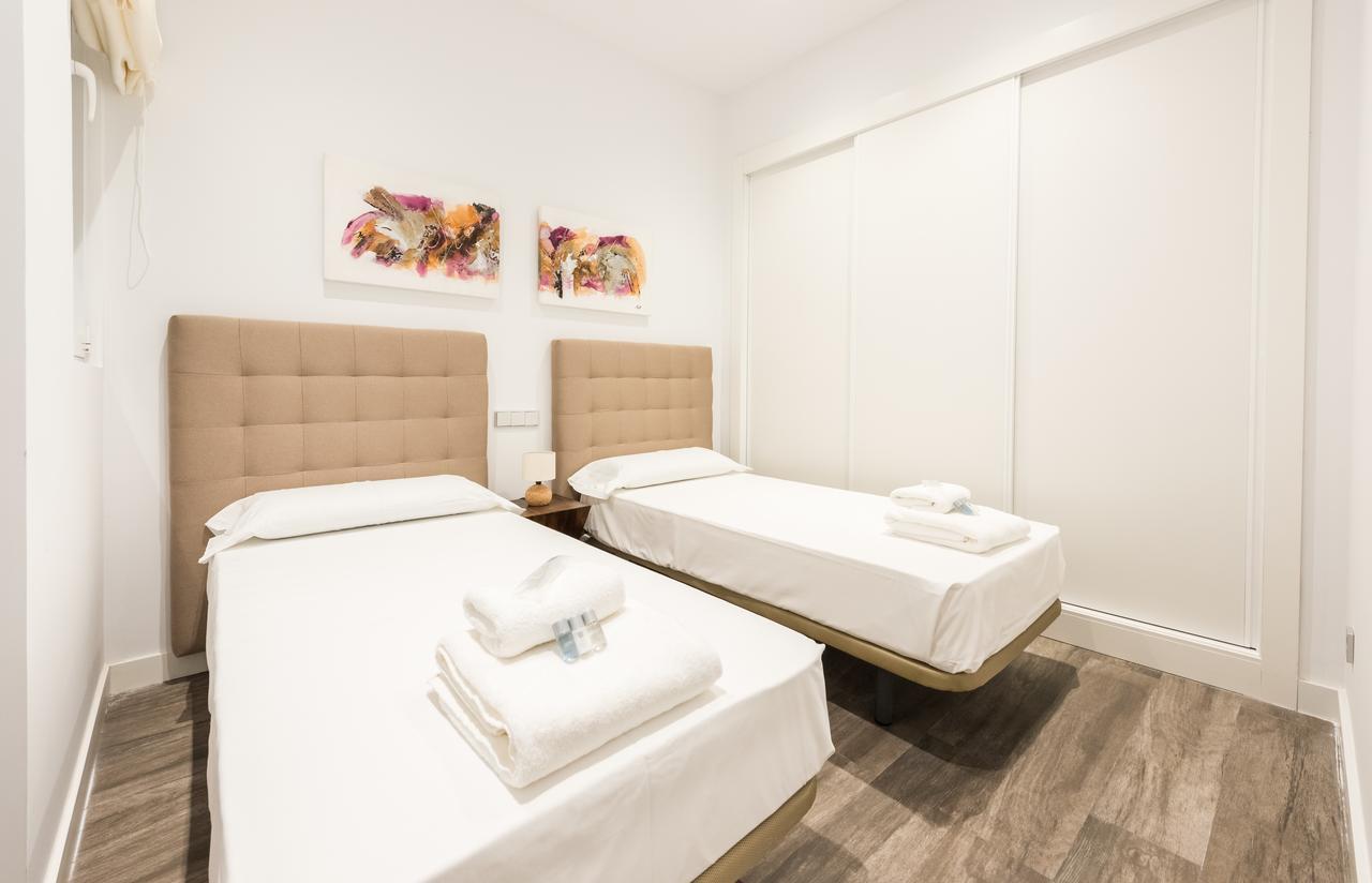 Puerta Del Sol City Center Мадрид Екстериор снимка