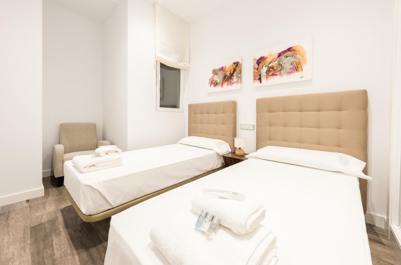 Puerta Del Sol City Center Мадрид Екстериор снимка